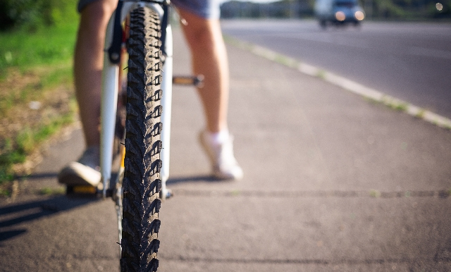 自動車事故と自転車事故